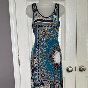 Crece blue patterned maxi dress with open back! Size M. Perfect for summer!!!